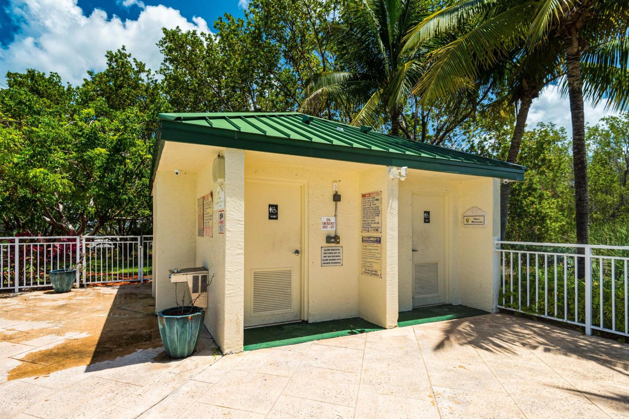 Sunrise Suites Jamaica Suite #102 Ки-Уэст Номер фото