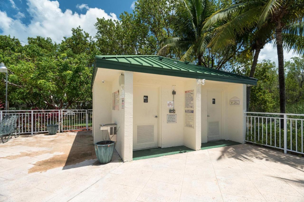 Sunrise Suites Jamaica Suite #102 Ки-Уэст Экстерьер фото